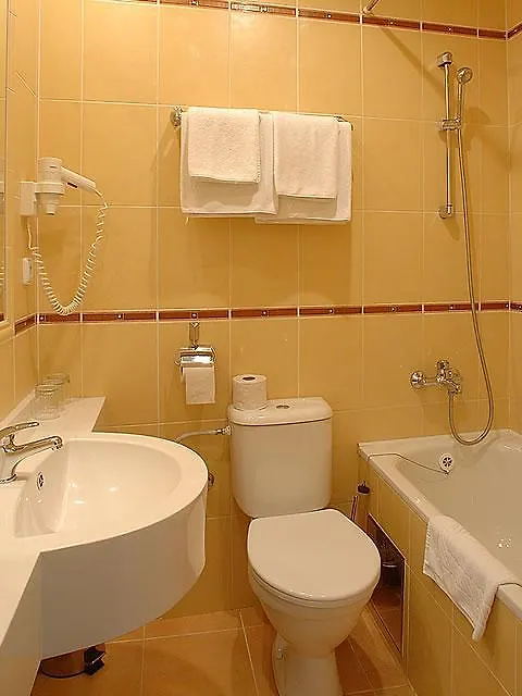 פראג Hotel Kosicka